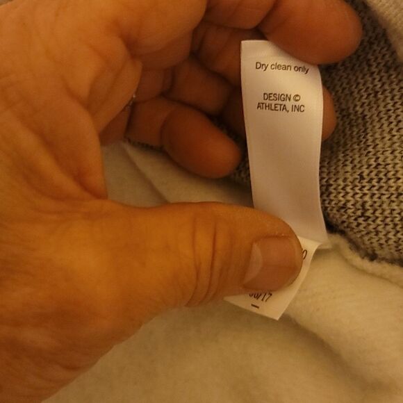 Athleta sweatshirt size xs - Picture 9 of 9